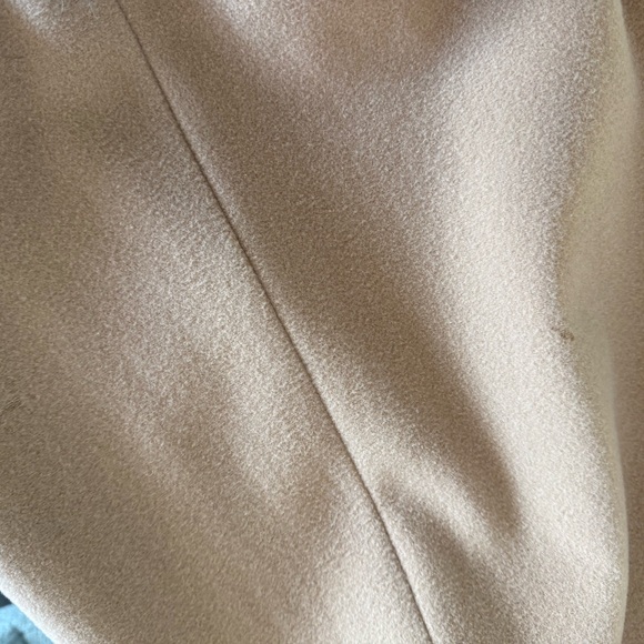 Marvin Richards Tan Trench Coat with Fur Collar - Picture 10 of 11